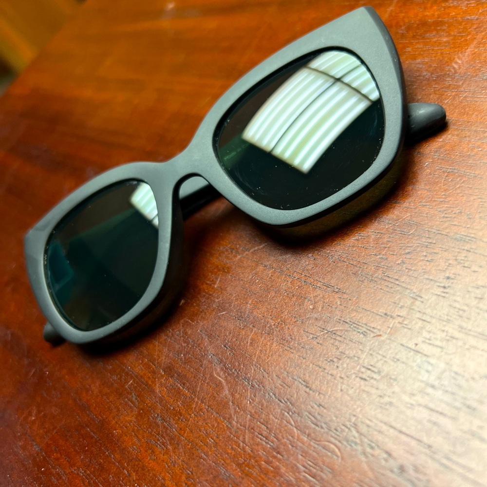 Toms traveler collection Sydney sunglasses shades new black matte